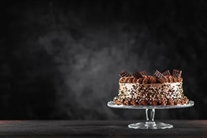 Présentoir à gâteaux : quel budget prévoir