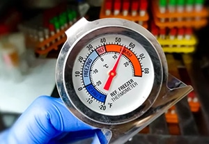 Thermomètre réfrigérateur : vérifier la température du frigo
