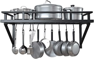 Porte casseroles : pour une cuisine rangée